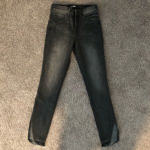 listing-status-banner